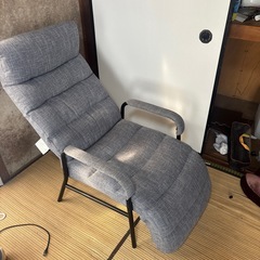 リクライニング
チェアの画像