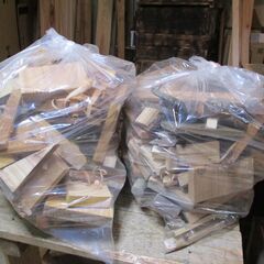 風呂、かまど。炊木・キャンプ用牧木・売上金は孤児院の支援・寄付金に全額寄付されますの画像