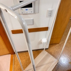 【取引中】ハンガーラック　本日引き取りに限り無料の画像