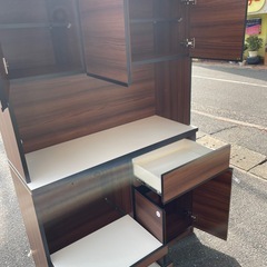 北九州市内配送無料　レンジボード付き食器棚 キッチンボード の画像