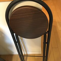 TIGER保温専用ジャーとカウンターチェアの画像