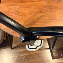 PC  モニターアームの画像