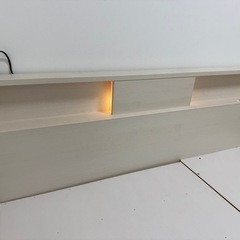 ニトリ ダブルベッドフレームの画像