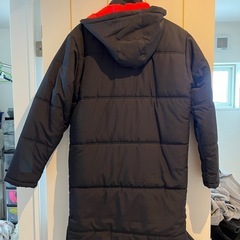 ニューバランスベンチコートの画像