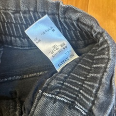 キッズ　ブラックデニムパンツ　120120の画像