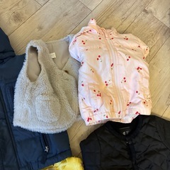 キッズ　80-90 アウターの画像