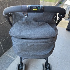 コンビ　ベビーカーの画像