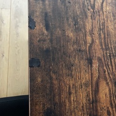 テーブルと、椅子の画像