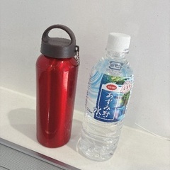 水筒の画像