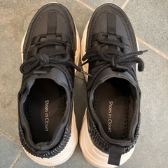 【女性用】スニーカー黒　Lサイズの画像