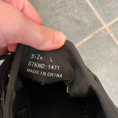 【女性用】スニーカー黒　Lサイズの画像