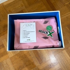 travis Scott エアジョーダンスニーカーの画像