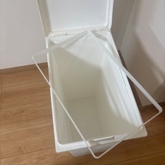 譲ります　蓋なし　ゴミ箱の画像