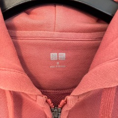 UNIQLOのパーカーの画像