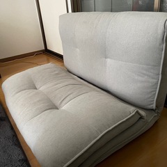 ニトリ　折りたたみソファの画像