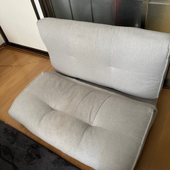 ニトリ　折りたたみソファの画像