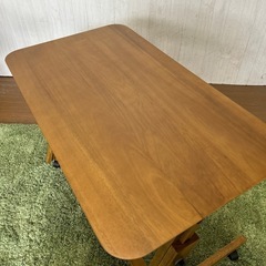 【リユース☆エコちょっぷ】高さ調整可能　天然木　テーブルの画像