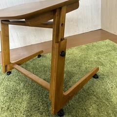 【リユース☆エコちょっぷ】高さ調整可能　天然木　テーブルの画像