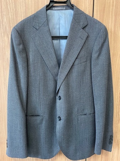 ほぼ新品⭐︎冬用おしゃれスーツ　ウール素材