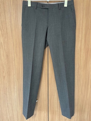 ほぼ新品⭐︎冬用おしゃれスーツ　ウール素材