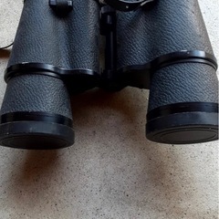 双眼鏡の画像