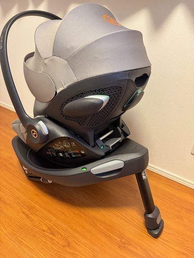 cybex サイベックス　クラウドG i-Size　