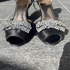 結婚式 ストラップパンプス ヒールの画像