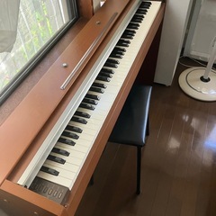 電子ピアノの画像