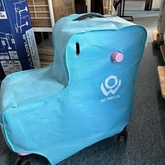 乗って座って運べるスーツケース ピンク Mサイズの画像