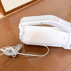 2019年製　アイリスオーヤマ　スティック掃除機の画像