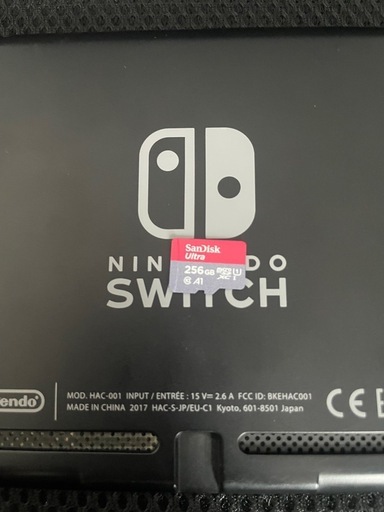 任天堂Switch
