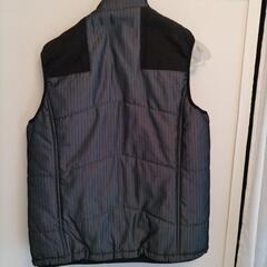 ワークマン　グレー ストライプ柄 ベストの画像