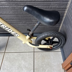 ストライダーの画像