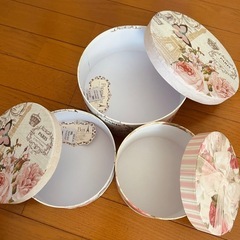 薔薇の箱3個セットの画像