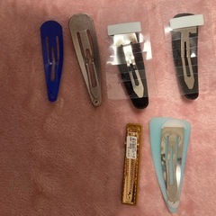 ヘアアクセサリー6つセットの画像