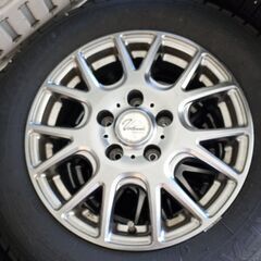 スタッドレスタイヤ　アルミホイール付　195/65/15　4本セット　中古の画像