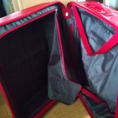 スーツケースの画像