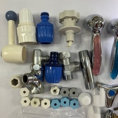 水道、水栓部品いろいろの画像