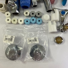 水道、水栓部品いろいろの画像