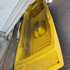 小型モーターボートの画像