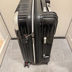 スーツケース　機内持ち込み可の画像