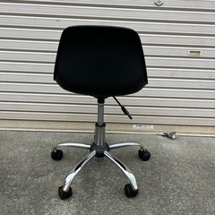 調整可能　ブラック　チェアーの画像