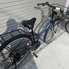 E634★限定特価★ 中古自転車 【27インチ　シティサイクル　ブルー　6段　LEDオートライト 】の画像
