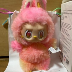 popmart エナジー ラブブの画像