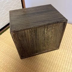 桐工芸　三段の収納木箱の画像