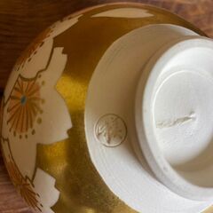 【愛品倶楽部柏店】茶道　龍喜窯　茶碗　美峰作　金地　さくら　箱有りの画像