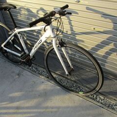 E636★　23800円★整備済み スポーツ中古自転車　フレーム新品　HEAD　ホワイト　42ｃｍ 【軽量アルミクロスバイク】(*^▽^*)の画像