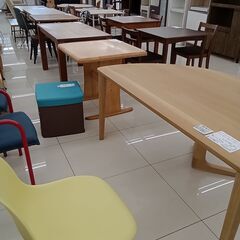 ★リユースのサカイ日立店★HJ8190 カリモク ダイニングテーブル ナチュラルブラウン H69×D90×W150 クリーニング済み の画像