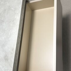 昇降式のテーブルの画像