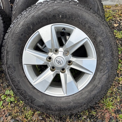 トヨタランクル純正ホイール17インチ